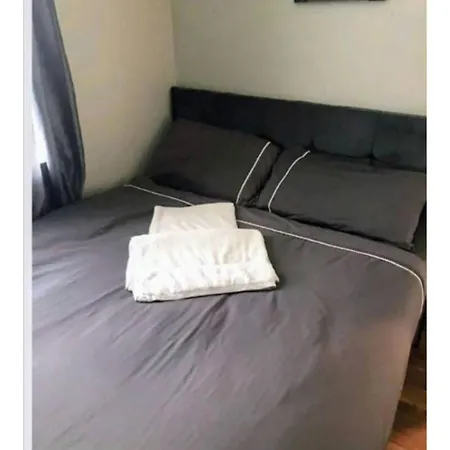 Townhouse بيت للعطل ويكسفورد